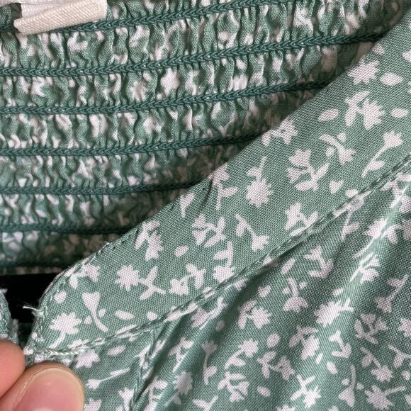 BeachLunchLounge Button Down Shirt Blouse Seafoam Green White Women Medium FLAW - Picture 6 of 13